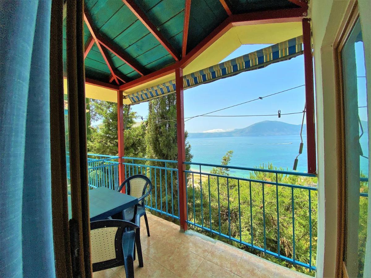 Ramo'S Cozy Beachside Haven With Panoramic Views - 2Nd Vlore Exterior photo