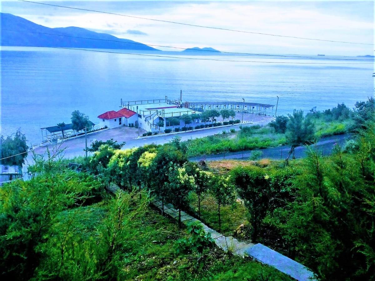 Ramo'S Cozy Beachside Haven With Panoramic Views - 2Nd Vlore Exterior photo